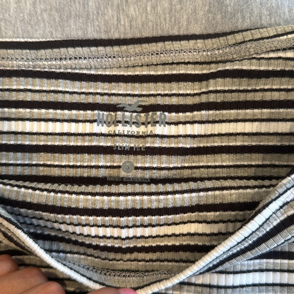 Long sleeve off the shoulder top bundle - Picture 9 of 10